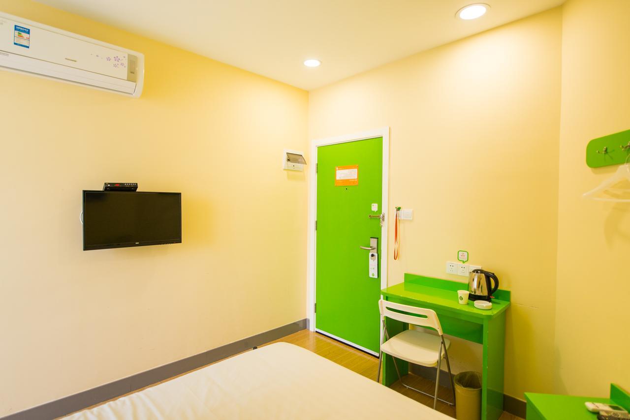Hi Inn Shanghai Shibei Industrial Park Екстериор снимка